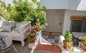 Odyssey Suites